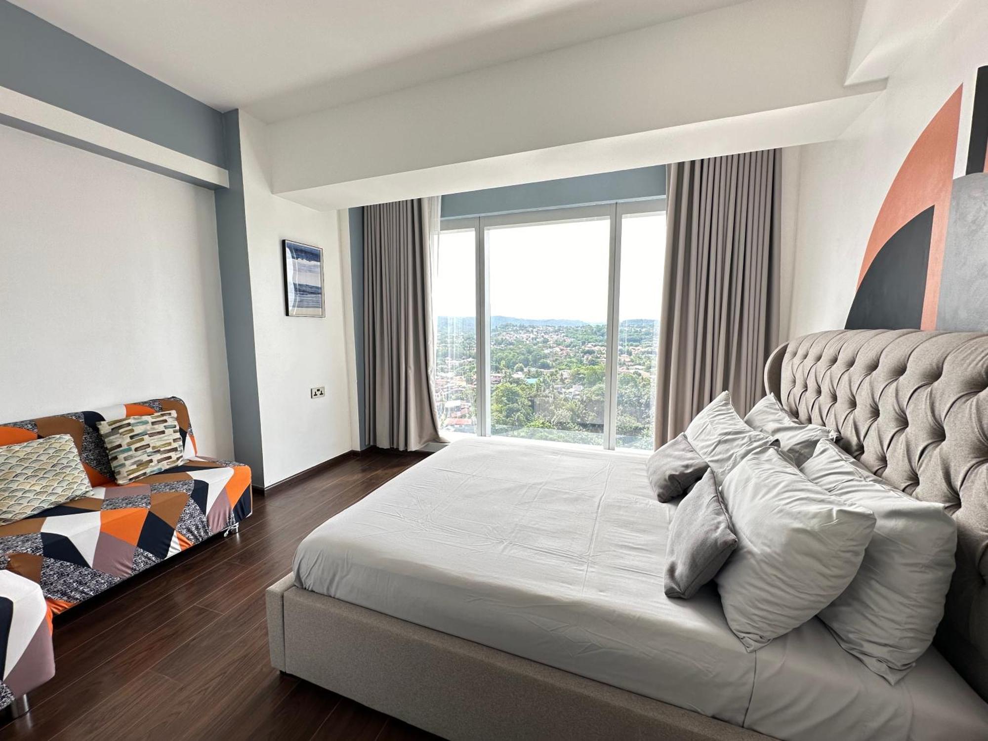 Condotel Aeon Towers Davao 20Mbps Wifi Exterior foto